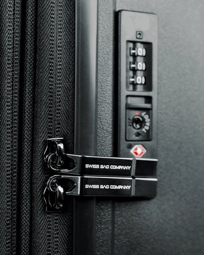 SwissBags Cross-Box medium case 67 cm black