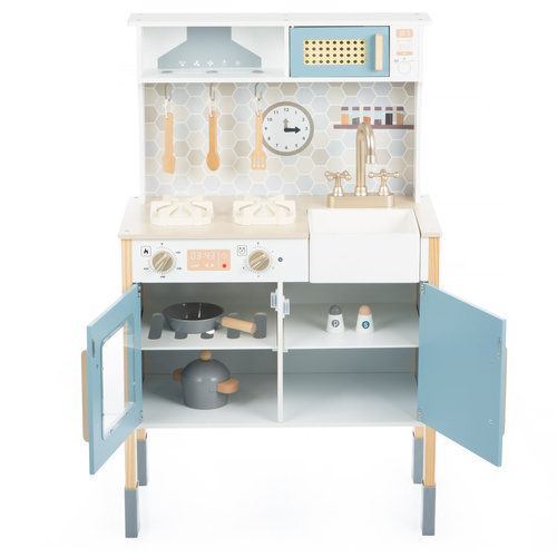 Wooden kitchen with accessories