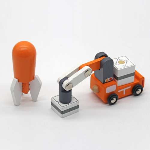 Wooden rocket – space station