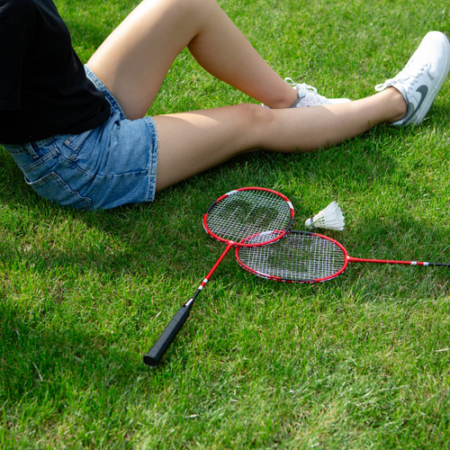 Badminton Set Meteor 2 rackets, 6 ailerons red