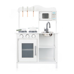 Drewniana kuchnia z akcesoriami biały