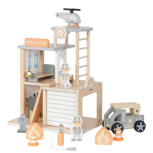 Drewniana remiza strażacka