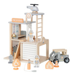 Drewniana remiza strażacka