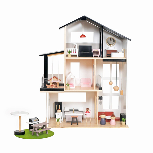 Wooden dollhouse 