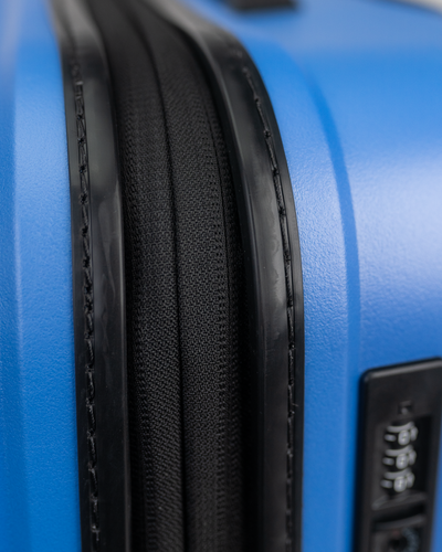 Średnia walizka SwissBags Echo 67 cm morski