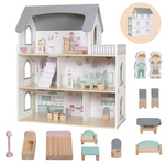 Drewniany domek dla lalek