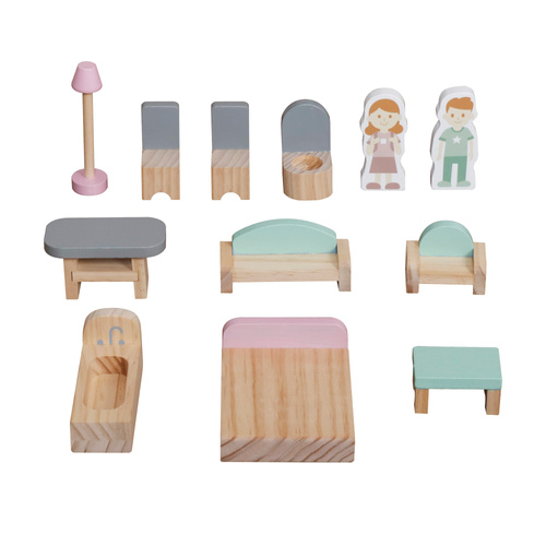 Drewniany domek dla lalek