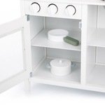 Drewniana kuchnia z akcesoriami biały