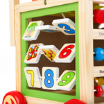 Wooden Walker – manupulative cube multicolour