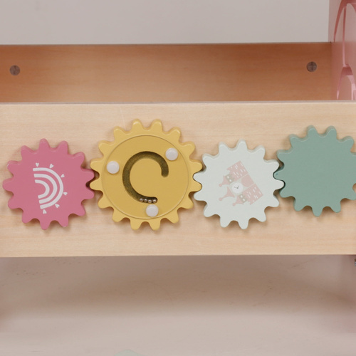 Drewniany chodzik edukacyjny różowy