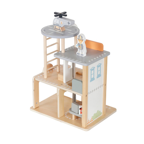 Drewniana remiza strażacka