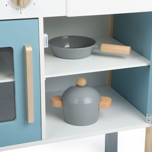 Wooden kitchen with accessories